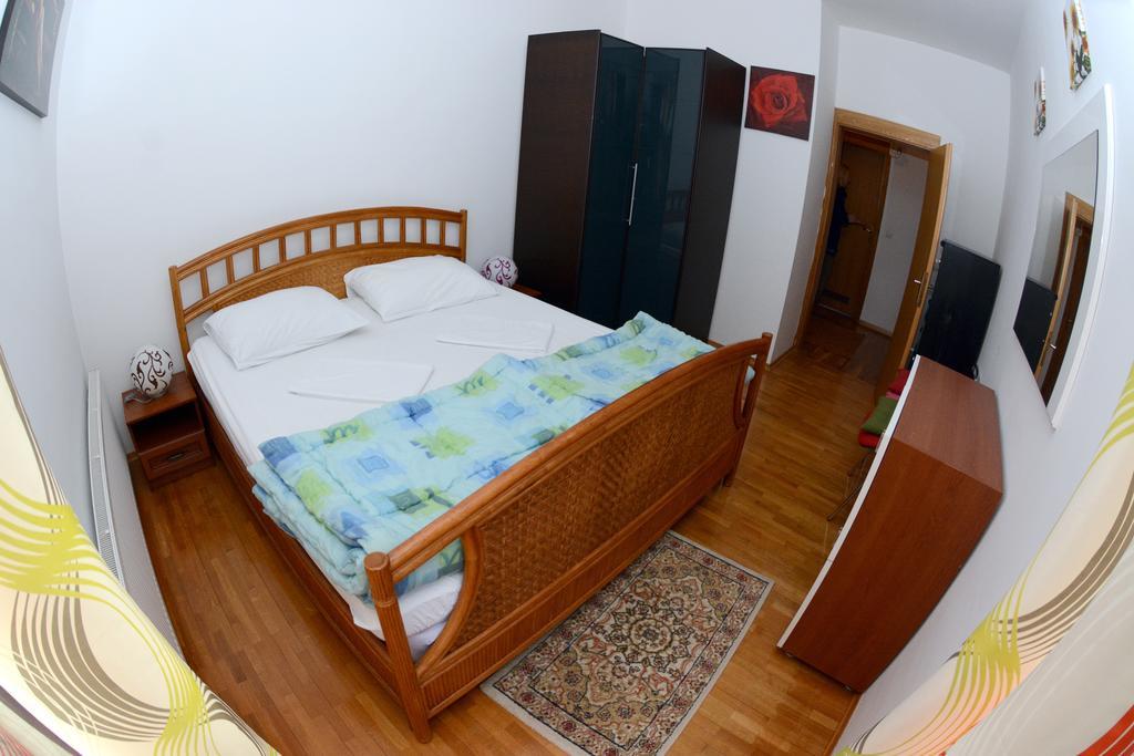 Apartments And Rooms Trsje Zagabria Camera foto
