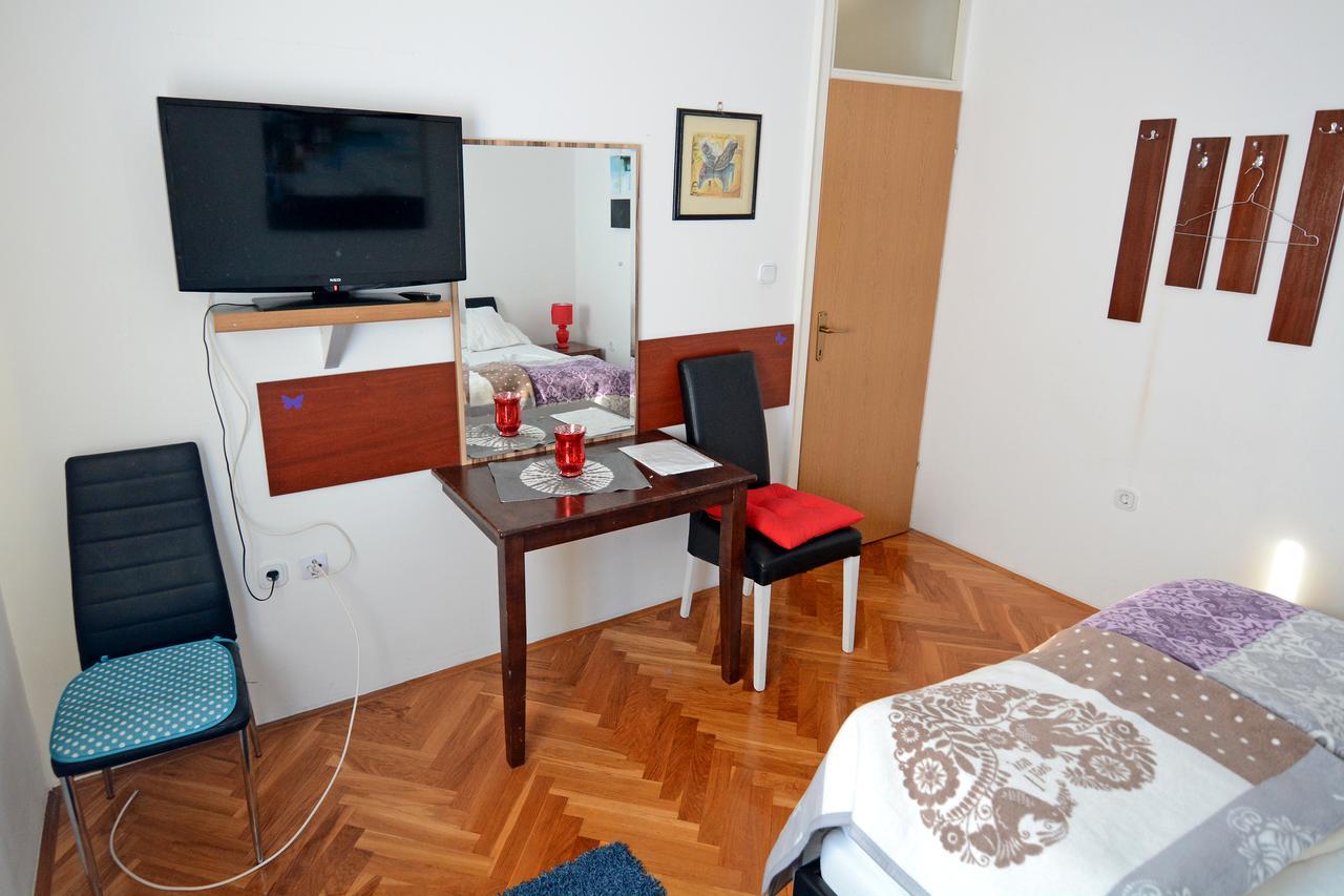 Apartments And Rooms Trsje Zagabria Esterno foto