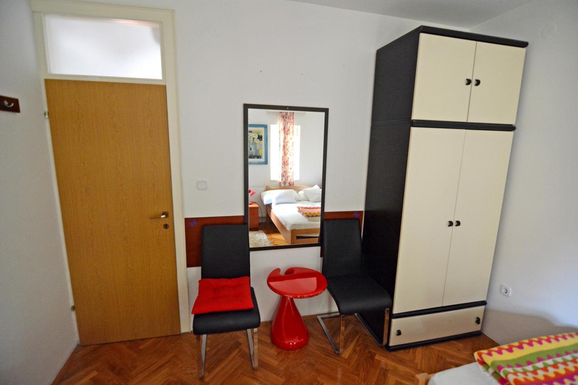 Apartments And Rooms Trsje Zagabria Esterno foto