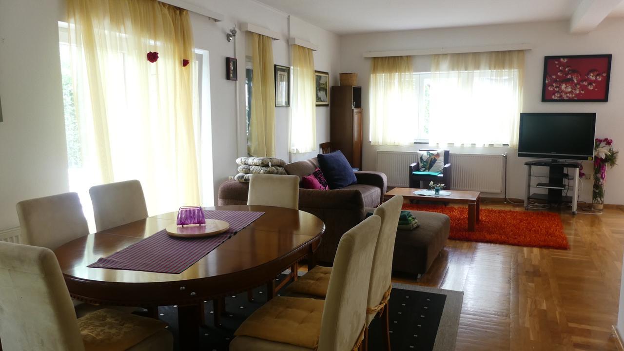 Apartments And Rooms Trsje Zagabria Esterno foto